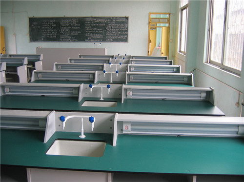 生物實(shí)驗(yàn)臺(tái)-02